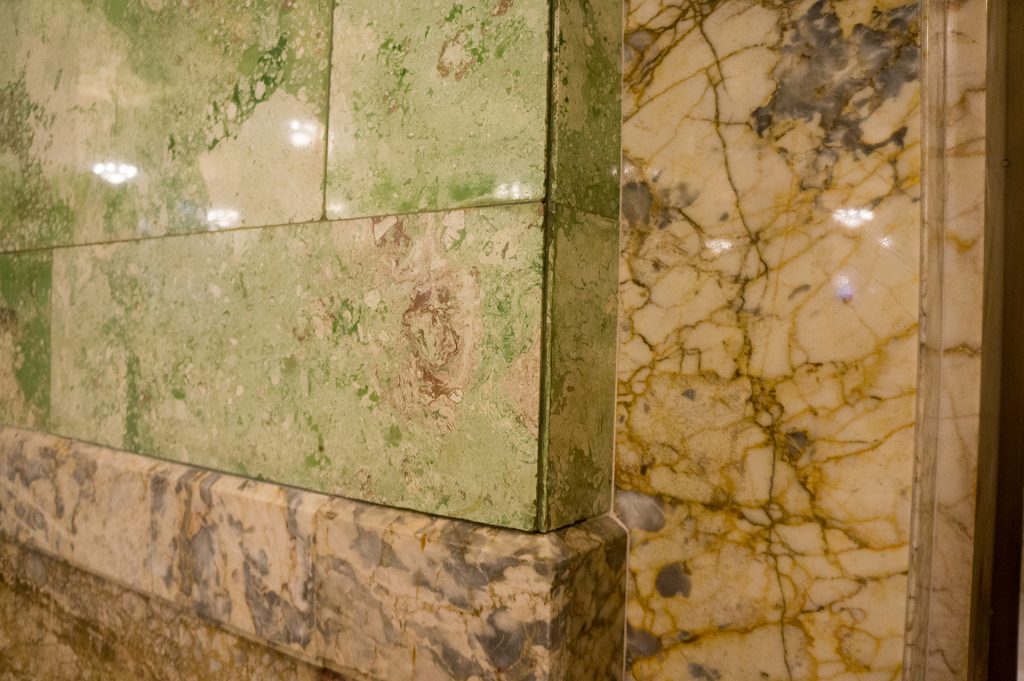 Detail of the colour of the marble in the banking chamber.